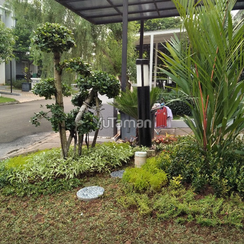 Tukang Taman Sentul